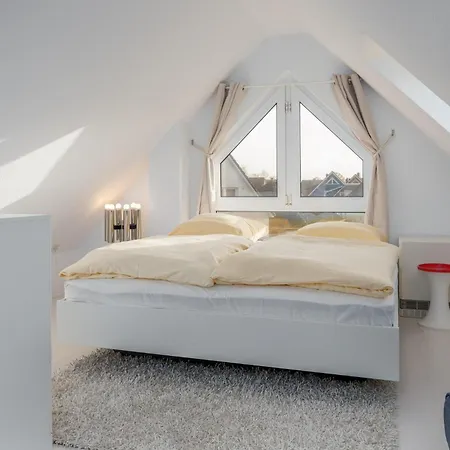 Nyaraló Doppelhaushaelfte 